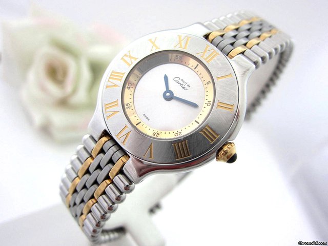Cartier Must 21