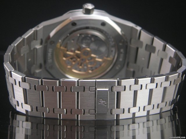 replica Audemars Piguet Royal Oak 15202 Jumbo WATCHES 1 