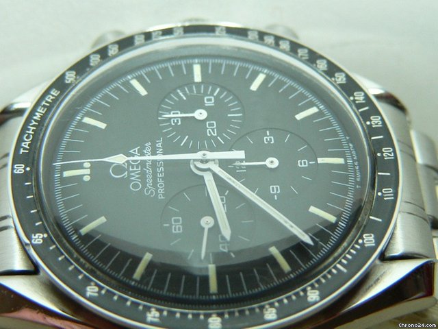 Omega Speedmaster Professional