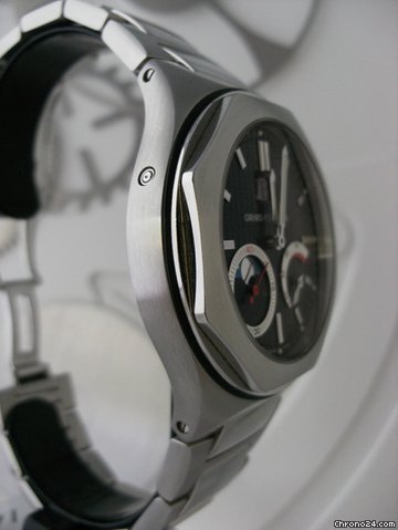 replica Girard Perregaux Laureato Evo3 Big Date WATCHES 1 
