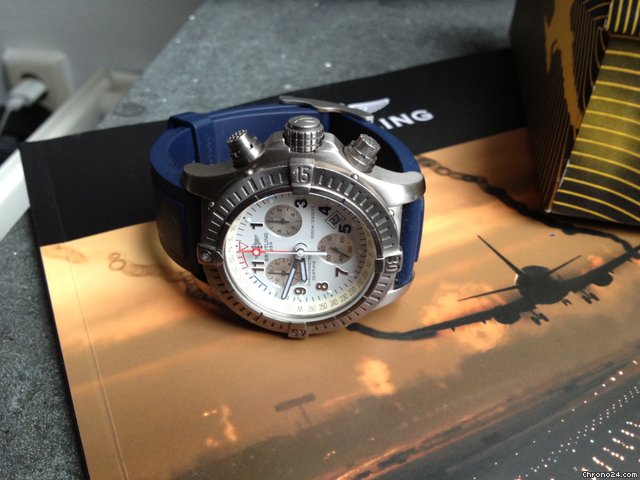 Breitling Chrono Avenger M1
