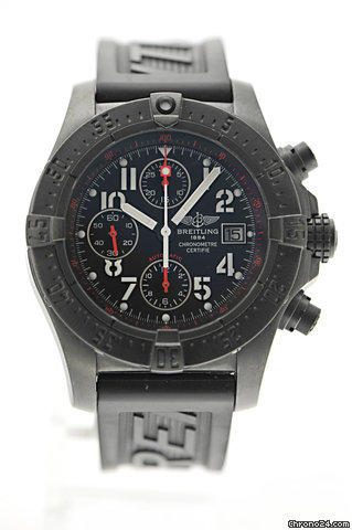 Breitling Avenger Skyland Blacksteel Limitiert