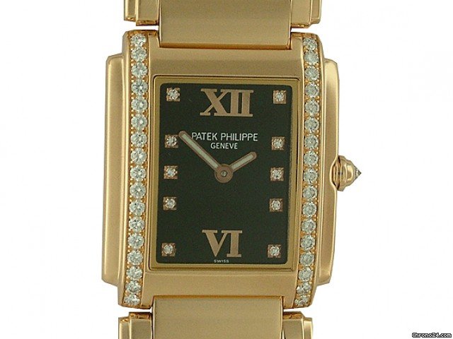 Patek Philippe Twenty four Medium 18kt Rosegold Diamond 30x25mm