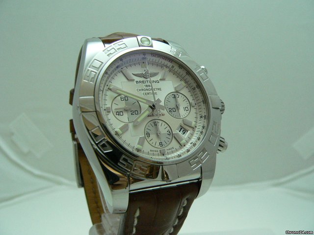 Breitling Chronomat B01