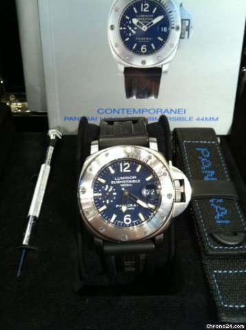 Panerai PAM 00087 Luminor Submersible 44mm 1000m