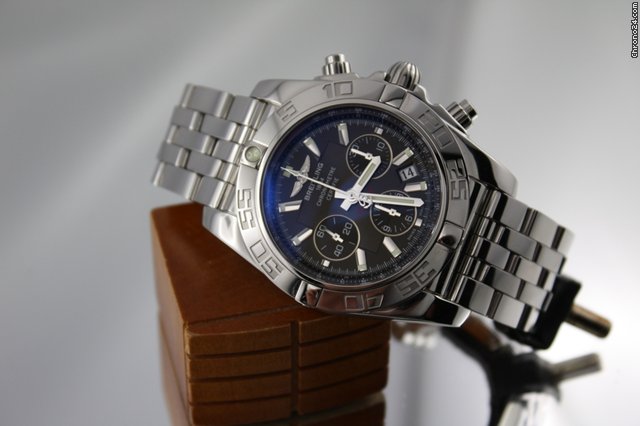 Breitling Chronomat 44 AB0110 Box u. Papiere aus 2012
