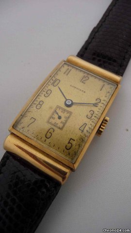 Longines Art Deco rectangular watch w. hooded lugs