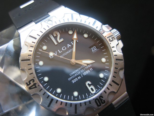 Bulgari DIAGONO PROFESSIONAL SCUBA DIVING AUTOMATIC 300M/1000FT SD40