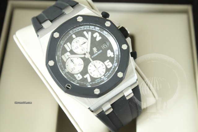 Audemars Piguet Royal Oak Offshore (&euro; 13.240,- Excl. VAT)