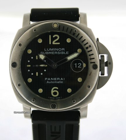 Panerai Luminor Submersible