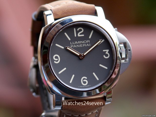 Panerai PAM 390 Luminor Base Stainless Steel Tobacco Dial Gold Hands 44 mm Special Ed.