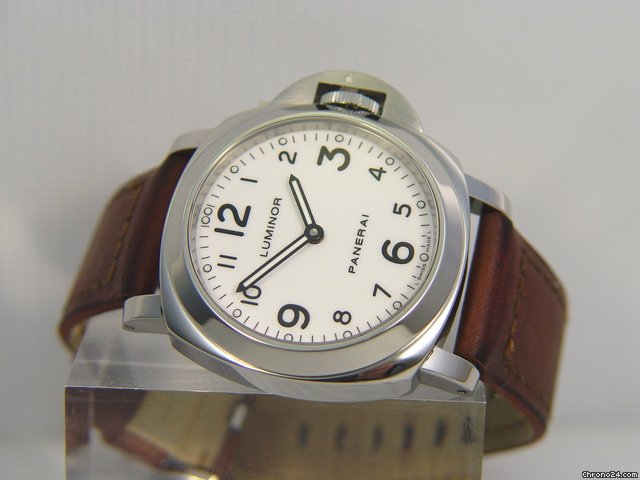 Panerai Luminor Base Pam 00114 Bj. 2005.
