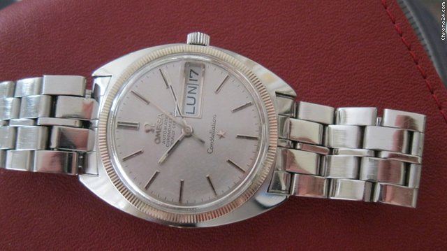 Omega constellation officially certified chronometer day date