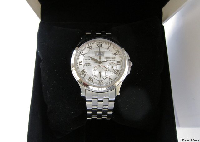 Seiko Kinetic Premier Perpetual neuve