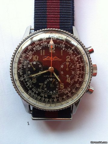 Breitling Navitimer