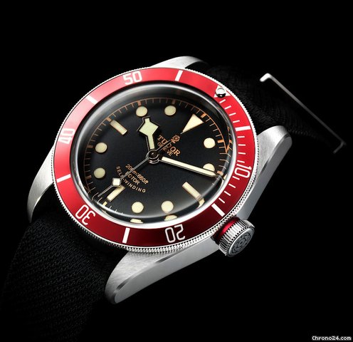 replica Tudor Heritage Black Bay NEUES Model  Neu & verklebt AUGUST 2012 WATCHES 1 