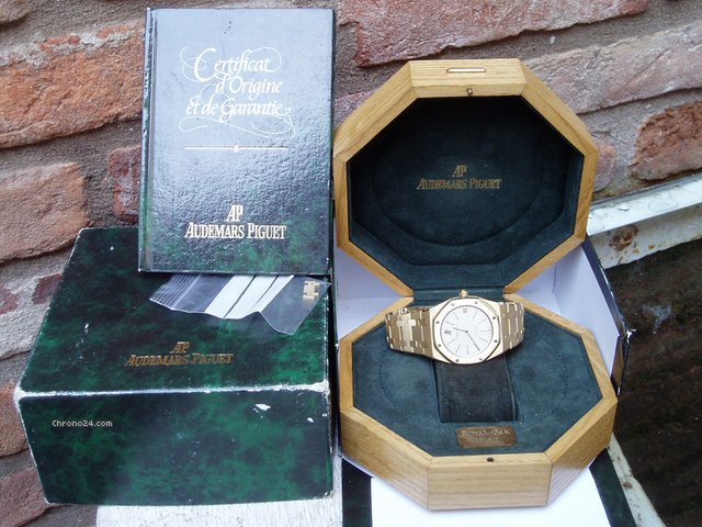 replica Audemars Piguet ROYAL OAK JUMBO ORO  JUBILEE WATCHES 1 
