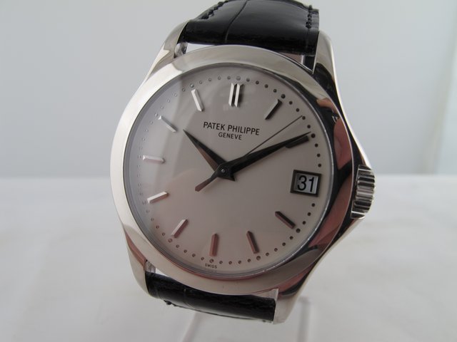 Patek Philippe Calatrava Ref. 5107G