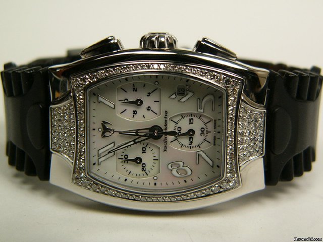 Technomarine chronograph steel and diamonds mod. TS20677