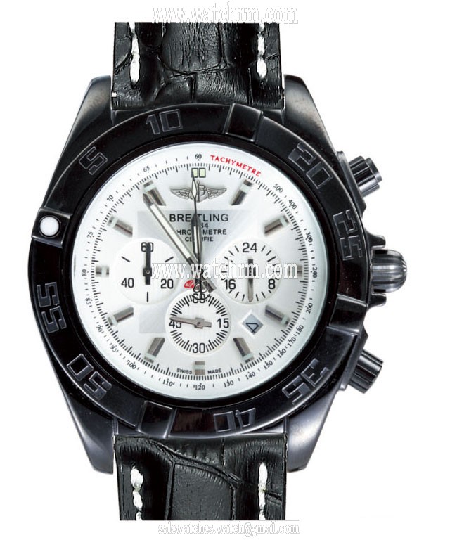Breitling Chronomat B01 AB011012/g685-1CD Round Stainless Steel Case White Dial Watch