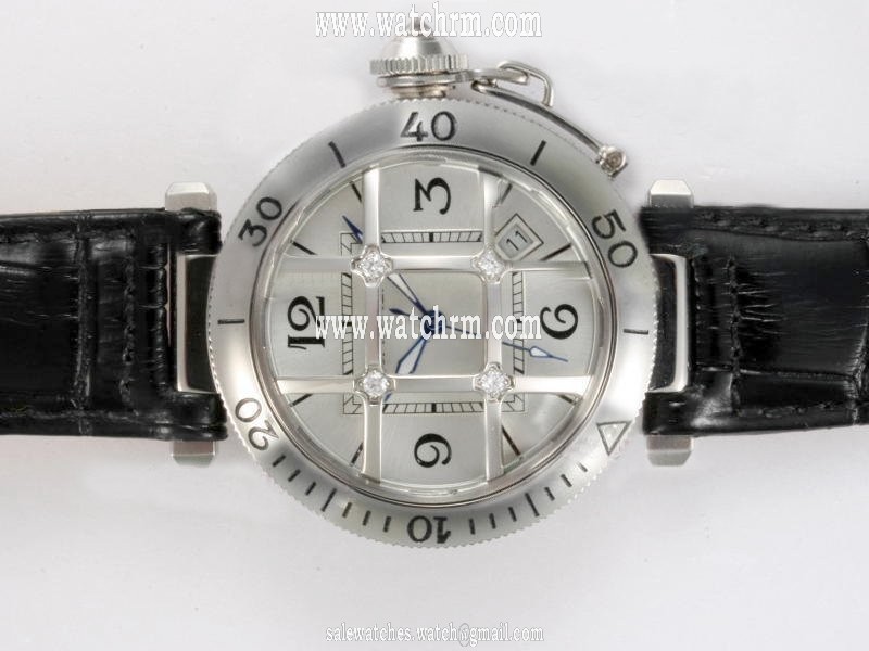 Cartier Pasha de Cartier W513925 Stainless Steel Bezel White Dial Automatic Watch