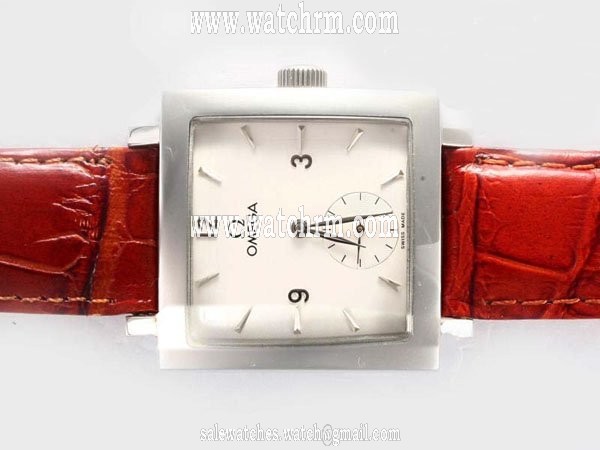 Omega Classic Manual Winding 2621-2 Midsize Round Manual Winding Watch