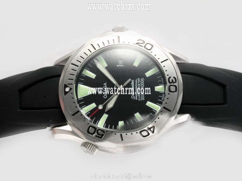 Omega Seamaster 300 M Diver Chronometer 2922.80.91 Automatic 41mm Midsize Watch