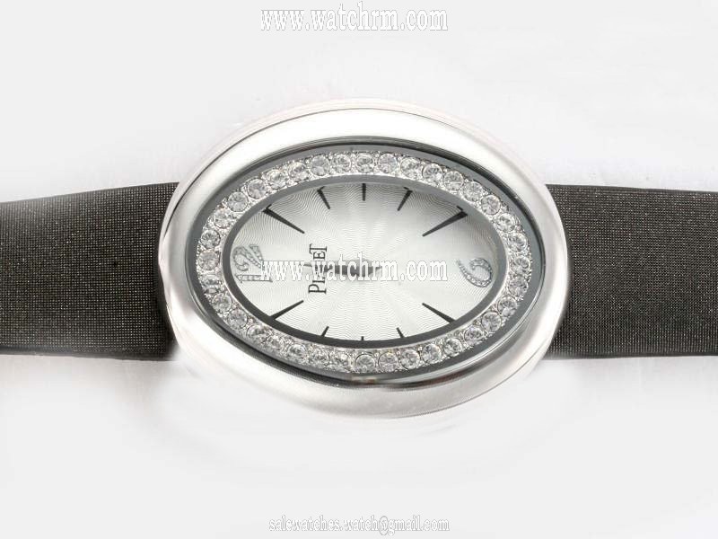Piaget Limelight Oval-shaped G0A31059 36x43mm White Dial Quartz Watch